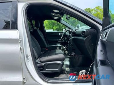 Zdjęcie 7 z 10 samochodu: 2022 FORD EXPLORER POLICE INTERCEPTOR VIN:1FM5K8AW7NNA02285 - miniatura