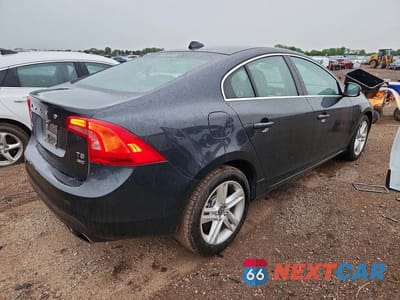 Trzecie zdjęcie samochodu z tyłu: 2015 VOLVO S60 PREMIER VIN:YV1612TK9F2356423 - miniatura