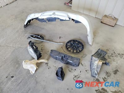 Zdjęcie 12 z 13 samochodu: 2003 CHEVROLET MONTE CARLO LS VIN:2G1WW12E639102557 - miniatura