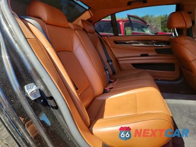 Zdjęcie 10 z 12 samochodu: 2015 BMW 750 LXI VIN:WBAYF8C55FD654367 - miniatura