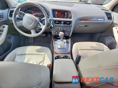 Zdjęcie 8 z 13 samochodu: 2010 AUDI Q5 PREMIUM PLUS VIN:WA1LKAFP0AA022751 - miniatura