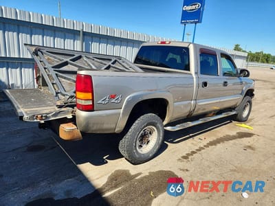 Trzecie zdjęcie samochodu z tyłu: 2003 GMC SIERRA K2500 HEAVY DUTY VIN:1GTHK23U73F129040 - miniatura