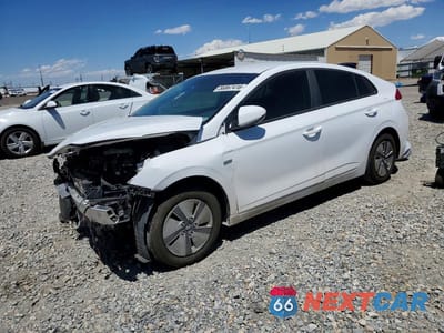 2017 HYUNDAI IONIQ BLUE KMHC65LC2HU026839 - główne zdjęcie licytacji z USA - miniatura