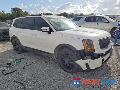 Czwarte zdjęcie samochodu z boku: 2021 KIA TELLURIDE EX VIN:5XYP3DHC6MG189684 - miniatura