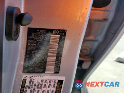 Zdjęcie 12 z 12 samochodu: 2006 TOYOTA COROLLA MATRIX XR VIN:2T1KR30EX6C593618 - miniatura