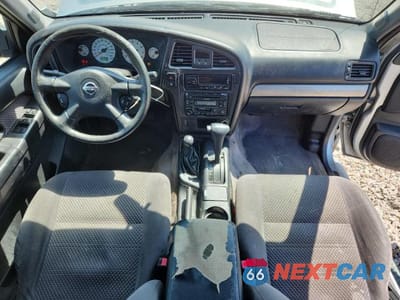 Zdjęcie 8 z 13 samochodu: 2003 NISSAN PATHFINDER SE VIN:JN8DR09Y33W836861 - miniatura