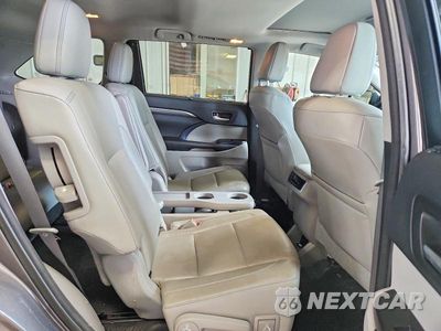 Zdjęcie 11 z 13 samochodu: 2017 TOYOTA HIGHLANDER LIMITED VIN:5TDDZRFH6HS394220 - miniatura