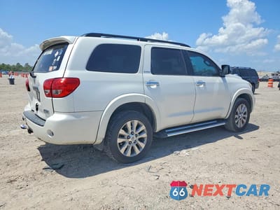 Trzecie zdjęcie samochodu z tyłu: 2017 TOYOTA SEQUOIA PLATINUM VIN:5TDYY5G15HS067662 - miniatura