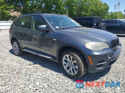 Czwarte zdjęcie samochodu z boku: 2011 BMW X5 XDRIVE35I VIN:5UXZV4C51BL738705 - miniatura
