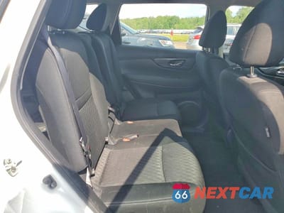 Zdjęcie 11 z 13 samochodu: 2018 NISSAN ROGUE S VIN:KNMAT2MV7JP588405 - miniatura