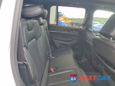 Zdjęcie 11 z 13 samochodu: 2024 JEEP GRAND CHEROKEE LIMITED VIN:1C4RJHBG6RC168928 - miniatura