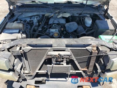 Zdjęcie 11 z 12 samochodu: 2004 CHEVROLET SILVERADO C2500 HEAVY DUTY VIN:1GBHC24UX4E175162 - miniatura