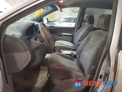 Zdjęcie 7 z 14 samochodu: 2005 TOYOTA SIENNA LE 7 PASSENGER VIN:5TDZA23C05S301930 - miniatura