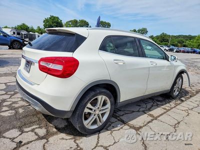 Trzecie zdjęcie samochodu z tyłu: 2015 MERCEDES-BENZ GLA 250 VIN:WDCTG4EB7FJ055181 - miniatura