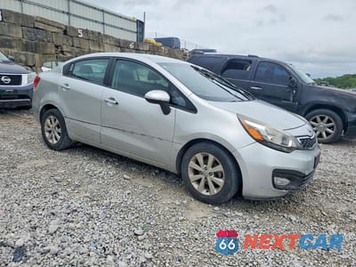 Czwarte zdjęcie samochodu z boku: 2013 KIA RIO EX VIN:KNADN4A32D6201529 - miniatura