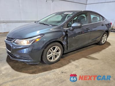 2017 CHEVROLET CRUZE LT 1G1BE5SM5H7244858 - główne zdjęcie licytacji z USA - miniatura