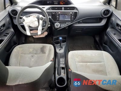 Zdjęcie 8 z 12 samochodu: 2015 TOYOTA PRIUS C ONE VIN:JTDKDTB38F1101800 - miniatura