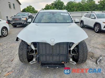 Piąte zdjęcie samochodu w środku: 2019 BMW X3 XDRIVE30I VIN:5UXTR9C54KLP93656 - miniatura