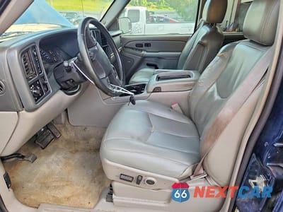 Zdjęcie 7 z 13 samochodu: 2005 CHEVROLET SUBURBAN K1500 VIN:3GNFK16Z45G158562 - miniatura
