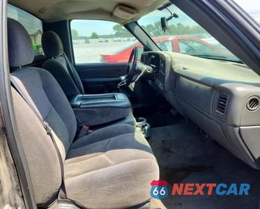 Zdjęcie 10 z 12 samochodu: 2006 CHEVROLET SILVERADO C1500 VIN:1GCEC14V26Z234718 - miniatura