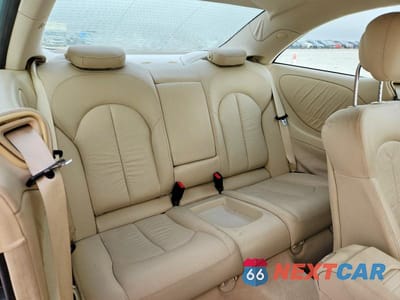 Zdjęcie 10 z 12 samochodu: 2008 MERCEDES-BENZ CLK 350 VIN:WDBTJ56H88F254034 - miniatura