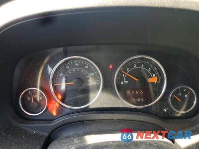 Zdjęcie 9 z 12 samochodu: 2016 JEEP COMPASS LATITUDE VIN:1C4NJDEB2GD733903 - miniatura
