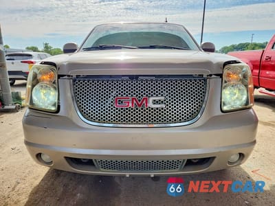 Piąte zdjęcie samochodu w środku: 2007 GMC YUKON VIN:1GKFK13067J329283 - miniatura