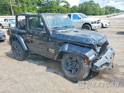 Czwarte zdjęcie samochodu z boku: 2020 JEEP WRANGLER SPORT VIN:1C4GJXAG4LW286128 - miniatura