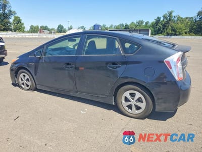Drugie zdjęcie samochodu z przodu: 2013 TOYOTA PRIUS TWO VIN:JTDKN3DU1D5554813 - miniatura