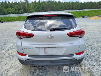 Zdjęcie 6 z 13 samochodu: 2016 HYUNDAI TUCSON SE VIN:KM8J23A42GU161644 - miniatura