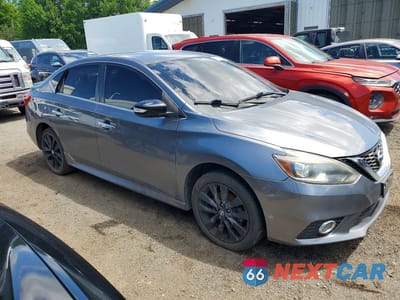 Czwarte zdjęcie samochodu z boku: 2017 NISSAN SENTRA SR VIN:3N1AB7AP6HY411264 - miniatura