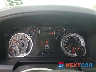 Zdjęcie 9 z 12 samochodu: 2015 RAM 1500 SLT VIN:1C6RR7LM0FS544927 - miniatura
