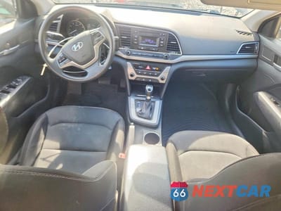 Zdjęcie 8 z 12 samochodu: 2018 HYUNDAI ELANTRA SE VIN:5NPD74LF8JH353658 - miniatura