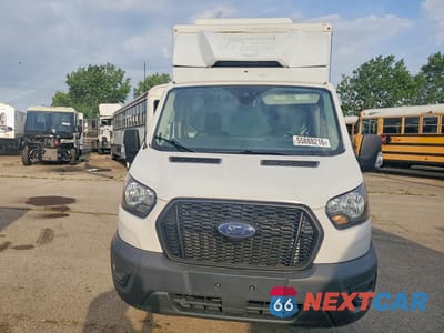Piąte zdjęcie samochodu w środku: 2020 FORD TRANSIT DELIVERY TRUCK VIN:1FDBW5Z81LKA71130 - miniatura