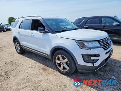 Czwarte zdjęcie samochodu z boku: 2016 FORD EXPLORER XLT VIN:1FM5K8D83GGB08298 - miniatura