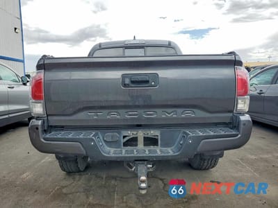 Zdjęcie 6 z 12 samochodu: 2022 TOYOTA TACOMA TRD OFF-ROAD VIN:3TMCZ5AN8NM471330 - miniatura