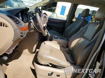 Zdjęcie 7 z 13 samochodu: 2015 CHRYSLER TOWN & COUNTRY TOURING VIN:2C4RC1BG2FR751596 - miniatura