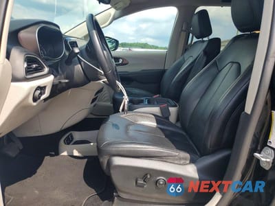 Zdjęcie 7 z 13 samochodu: 2018 CHRYSLER PACIFICA TOURING L VIN:2C4RC1BGXJR317886 - miniatura