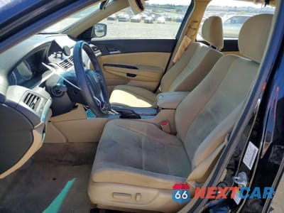 Zdjęcie 7 z 12 samochodu: 2011 HONDA ACCORD LXP VIN:1HGCP2F42BA037418 - miniatura