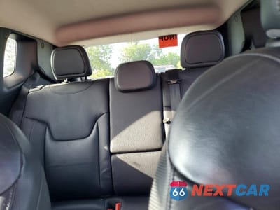 Zdjęcie 10 z 13 samochodu: 2016 JEEP RENEGADE LIMITED VIN:ZACCJADT2GPD49850 - miniatura