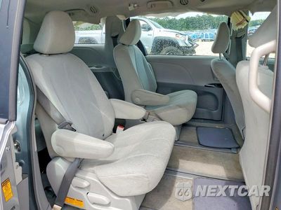 Zdjęcie 11 z 14 samochodu: 2013 TOYOTA SIENNA L 7-PASSENGER VIN:5TDZK3DC8DS352513 - miniatura