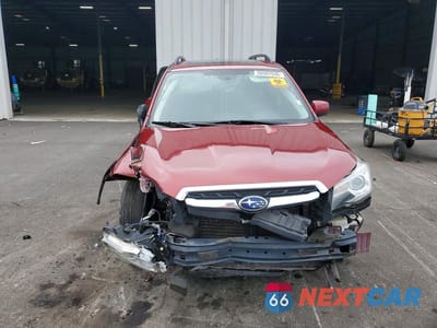 Piąte zdjęcie samochodu w środku: 2018 SUBARU FORESTER 2.5I LIMITED VIN:JF2SJARC9JH525524 - miniatura