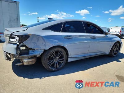 Trzecie zdjęcie samochodu z tyłu: 2022 HONDA ACCORD TOURING HYBRID VIN:1HGCV3F98NA012180 - miniatura