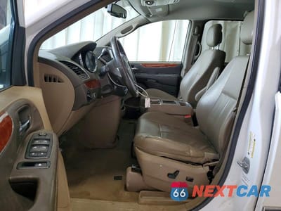 Zdjęcie 7 z 13 samochodu: 2014 CHRYSLER TOWN & COUNTRY TOURING VIN:2C4RC1BG5ER280395 - miniatura