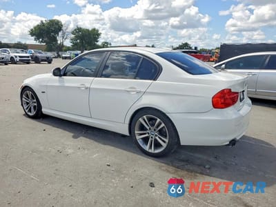 Drugie zdjęcie samochodu z przodu: 2011 BMW 328 I VIN:WBAPH7C54BE674517 - miniatura
