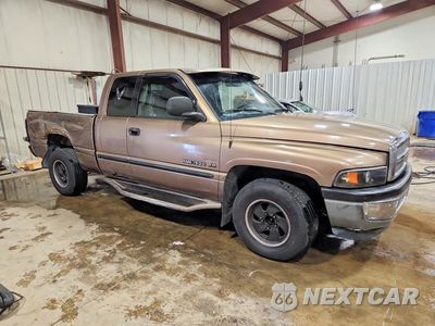 Czwarte zdjęcie samochodu z boku: 2000 DODGE RAM 1500 VIN:1B7HC13Y3YJ150336 - miniatura