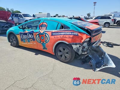 Drugie zdjęcie samochodu z przodu: 2026 TOYOTA PRIUS LE VIN:JTDACAAU5T3079056 - miniatura