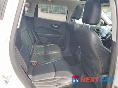 Zdjęcie 11 z 13 samochodu: 2018 JEEP COMPASS LIMITED VIN:3C4NJDCB2JT478870 - miniatura