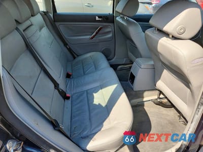 Zdjęcie 10 z 12 samochodu: 2005 VOLKSWAGEN PASSAT GLX VIN:WVWWU63B45E105326 - miniatura