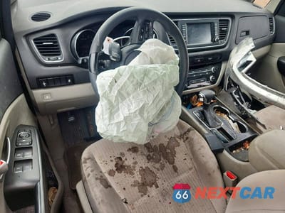 Zdjęcie 8 z 13 samochodu: 2019 KIA SEDONA L VIN:KNDMA5C18K6572238 - miniatura